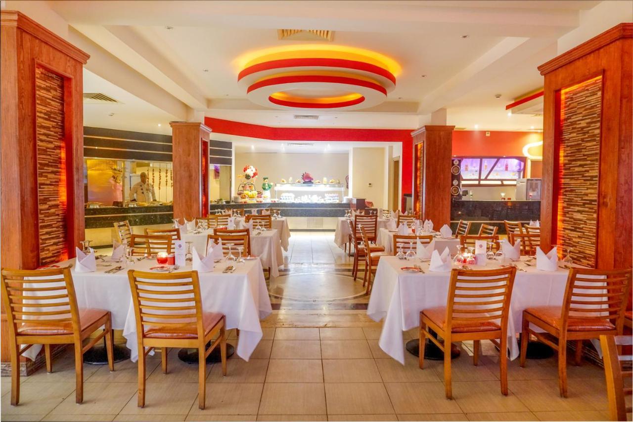 Charmillion Club Aquapark Hotel ชาร์มเอลชีค ภายนอก รูปภาพ The interior of the restaurant
