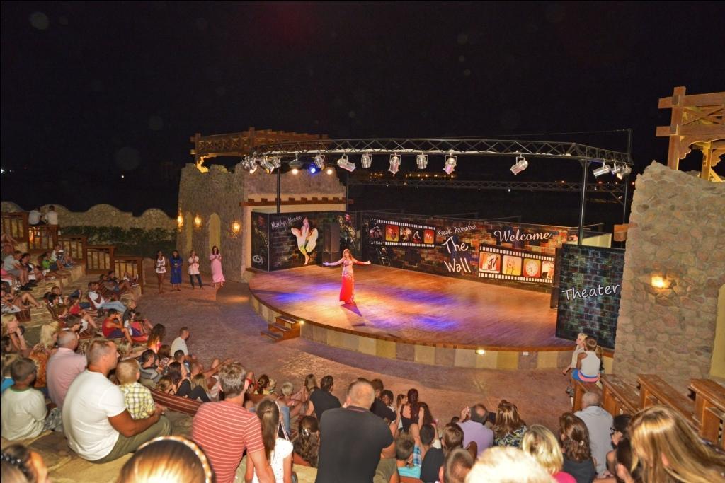 Charmillion Club Aquapark Hotel ชาร์มเอลชีค ภายนอก รูปภาพ The stage at the amphitheater
